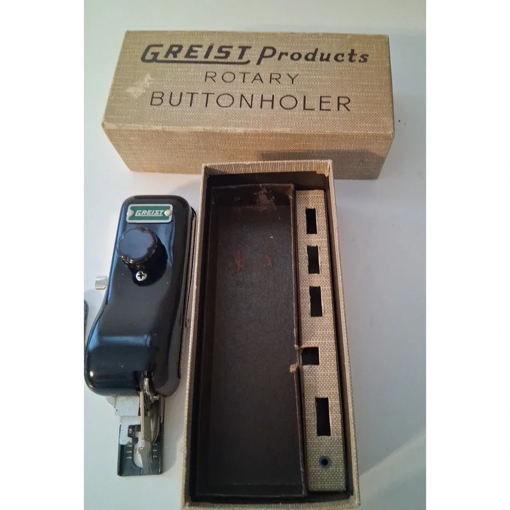 Greist Rotary Buttonholer Sewing Machine Attachment w Accessories & Instructions